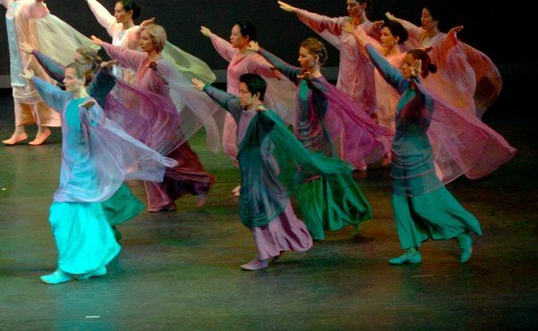 Eurythmy: The Art Form Enhancing Holistic Education in Waldorf&nbsp;Schools