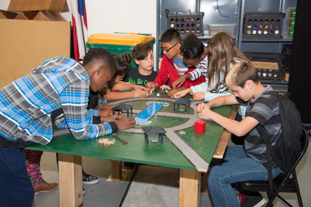 Unleashing the Power of Alternative Schooling: Exploring Themes for Engaging&nbsp;Education