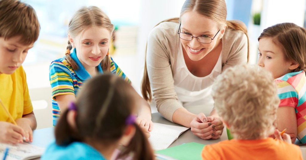 Navigating the Social Side of Early College: Balancing Academics and&nbsp;Relationships