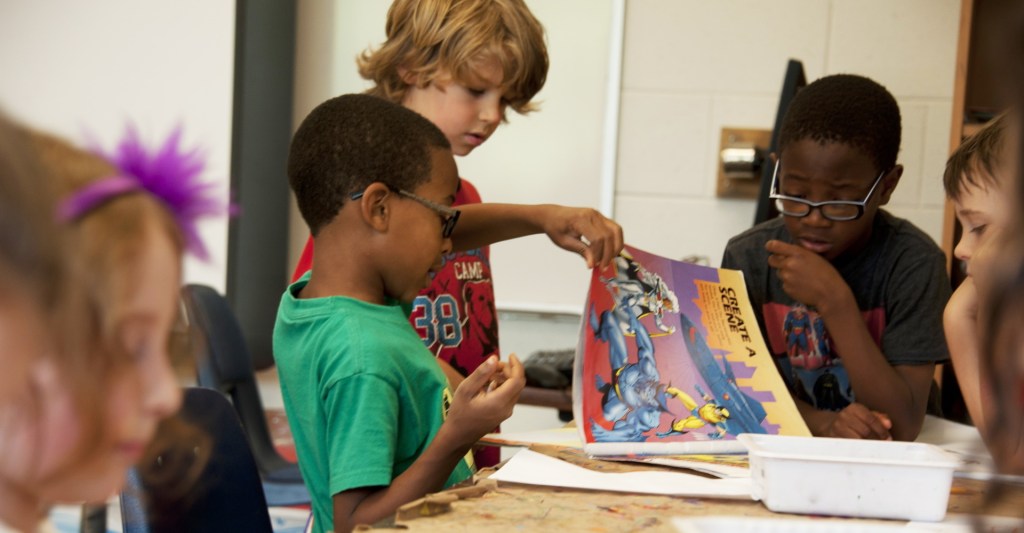 “Hybrid Homeschooling: The Perfect Blend of Traditional and Online&nbsp;Learning”