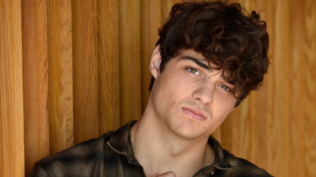 Noah Centineo: Redefining Success with Alternative&nbsp;Education