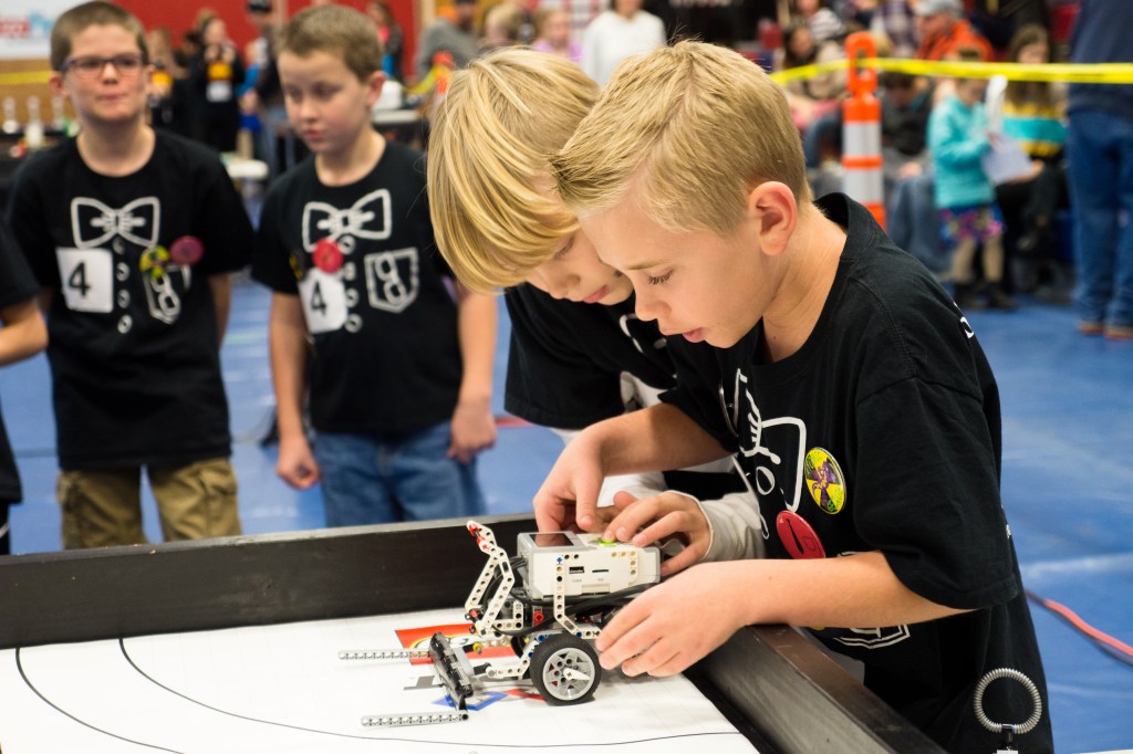 Unleashing Innovation and Learning: The Power of Robotics&nbsp;Competitions