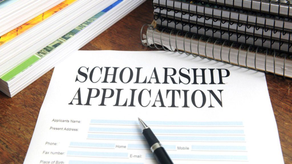 Top 10 Scholarships and Grants to Fund Your Alternative&nbsp;Education