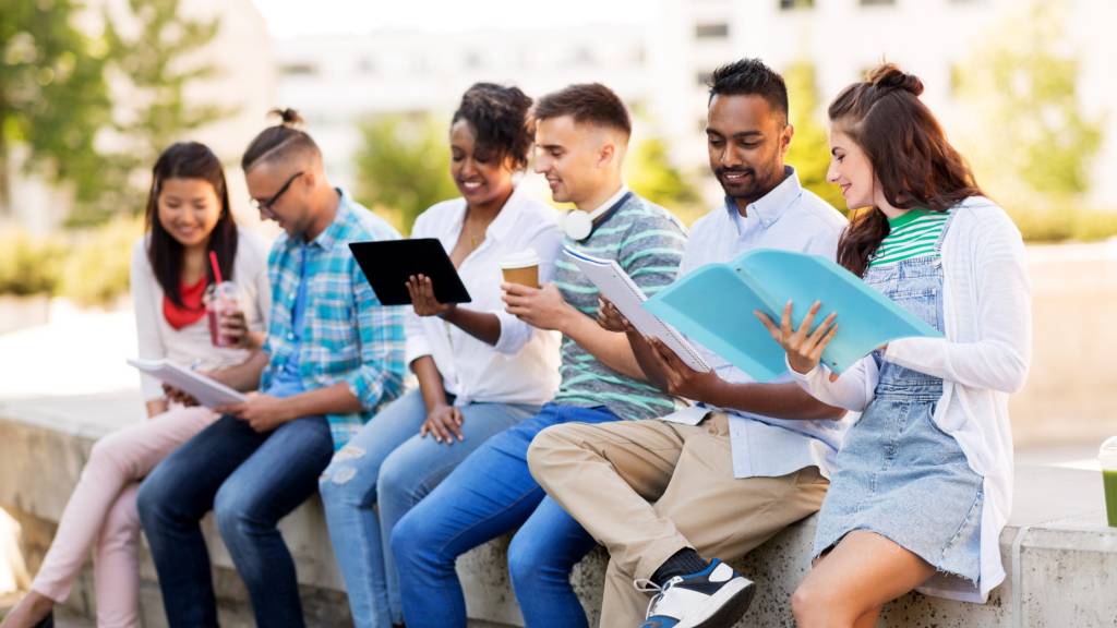 Empowering Education: Building Trust, Setting Goals, and Enhancing Communication for Student&nbsp;Success